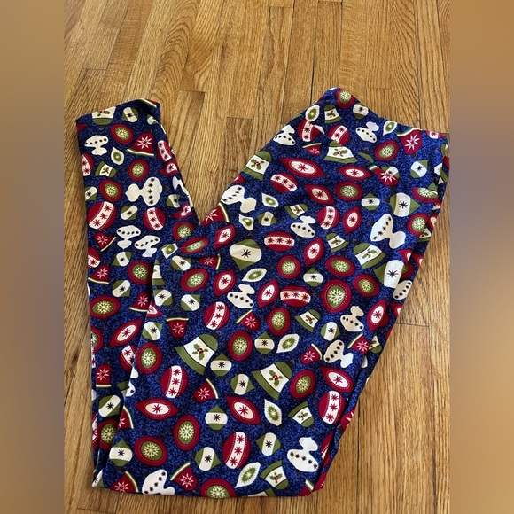 LuLaRoe Women’s Festive Holiday Patterned Leggings TC - Picture 1 of 2